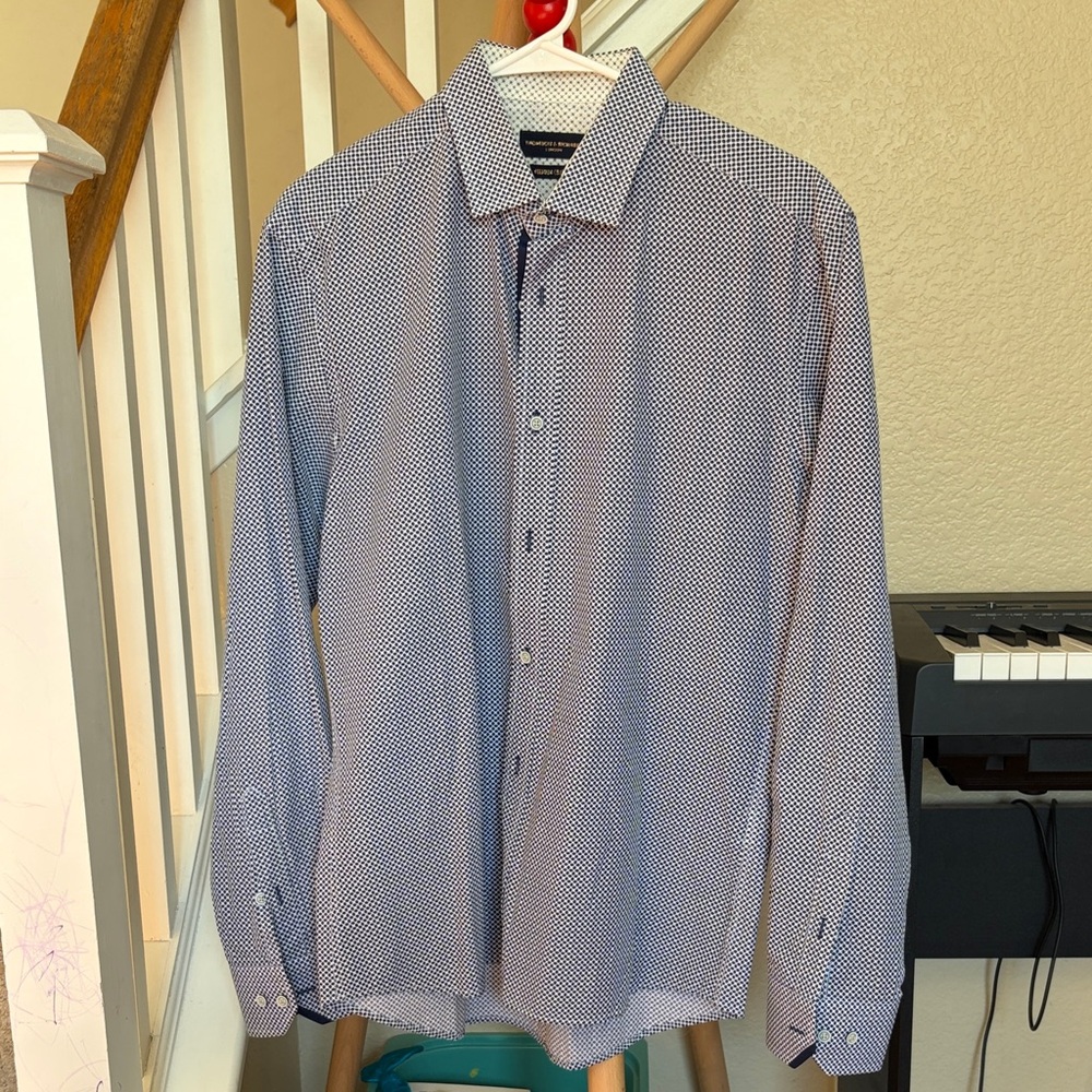 Elegant Navy Patterned Men's Shirt